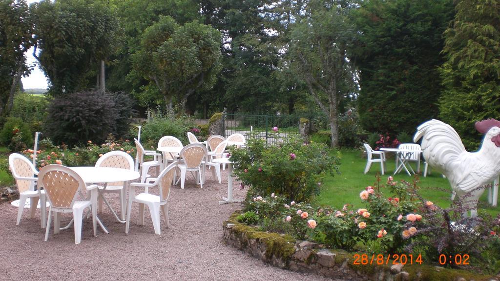 Auberge De L'Atre Quarre-les-Tombes Екстер'єр фото